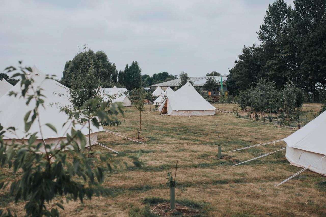 The Holford Arms Chalets And Glamping Hotel Didmarton Exterior photo
